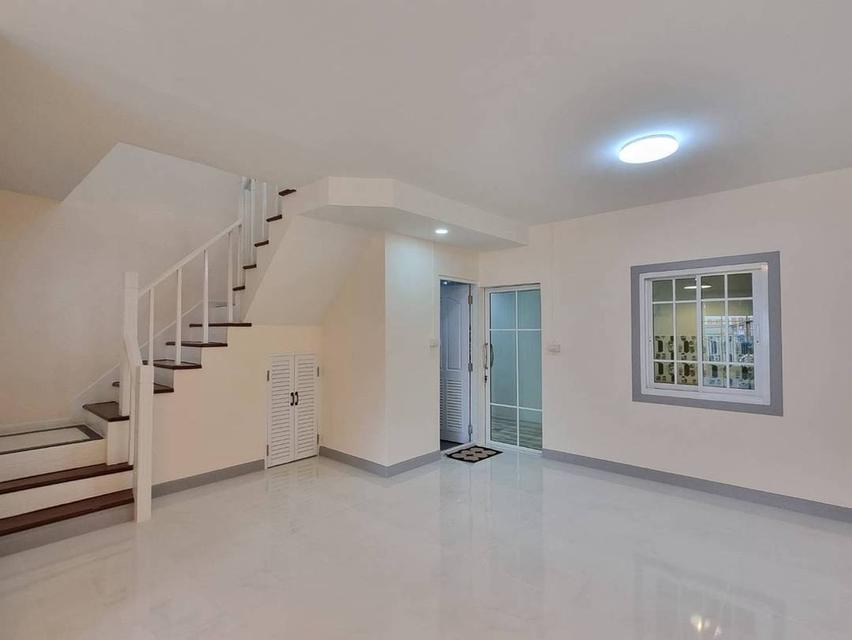 หมู่บ้านพฤกษา21 8