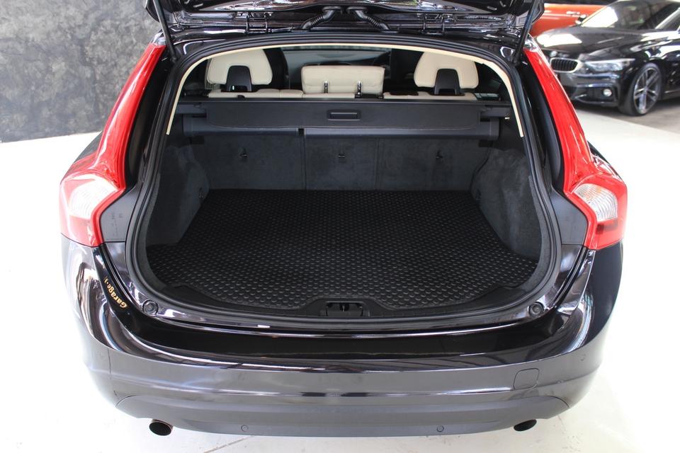 รหัสรถ JRS6700 Volvo V60 1.6 DRIVe Wagon ปี2013 15