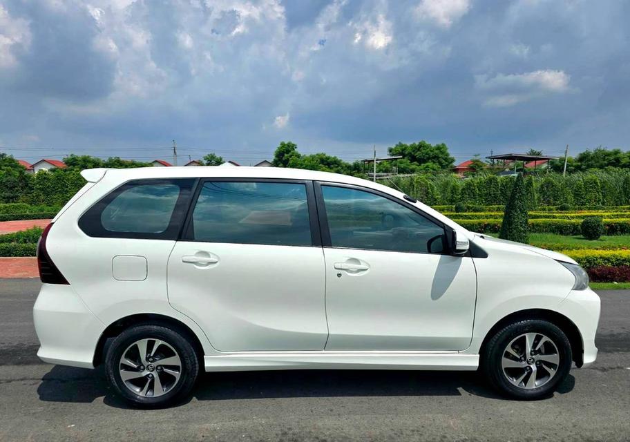 Toyota avanza ท๊อปสุด รุ่น S ปี2016 16