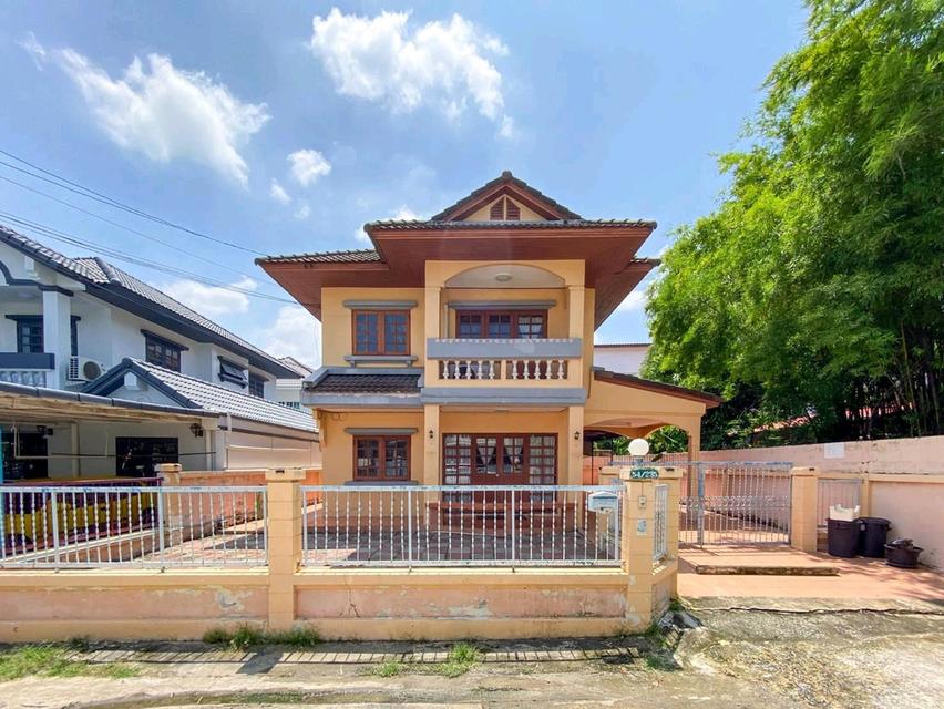 ขายถูก บ้านเดี่ยว แปลงริม! หมู่บ้านศราวัลย์วิลล์ (แจ้งวัฒนะ 28) 4ห้องนอน 3จอดรถ บรรยากาศเงียบสงบ แปลงริม ปากซอย ติด สถานีรถไฟฟ้า เพียง 5.5Mb 1