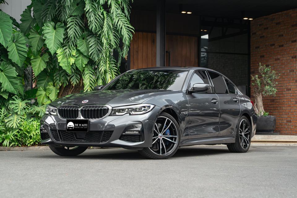 “BMW 330e M Sport Plug-in Hybrid” รุ่น G20 ปี 2022