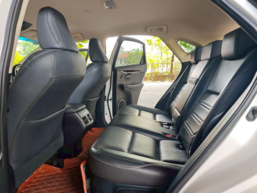 🚗 2015 LEXUS NX300h Grand Luxury AT รูปที่ 18