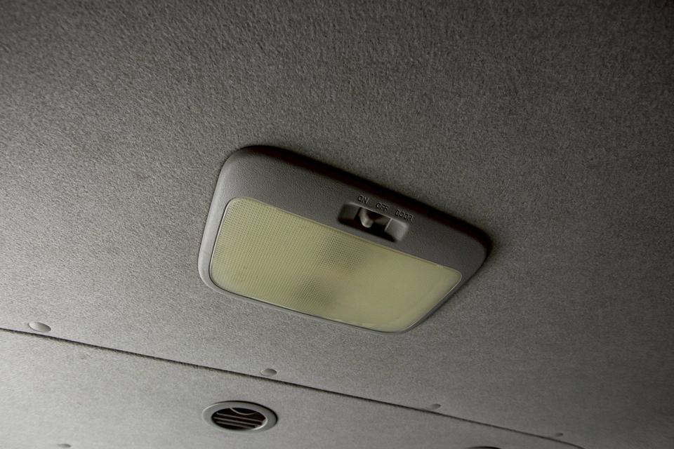 TOYOTA VENTURY 2.7 G 05-19 2018 7