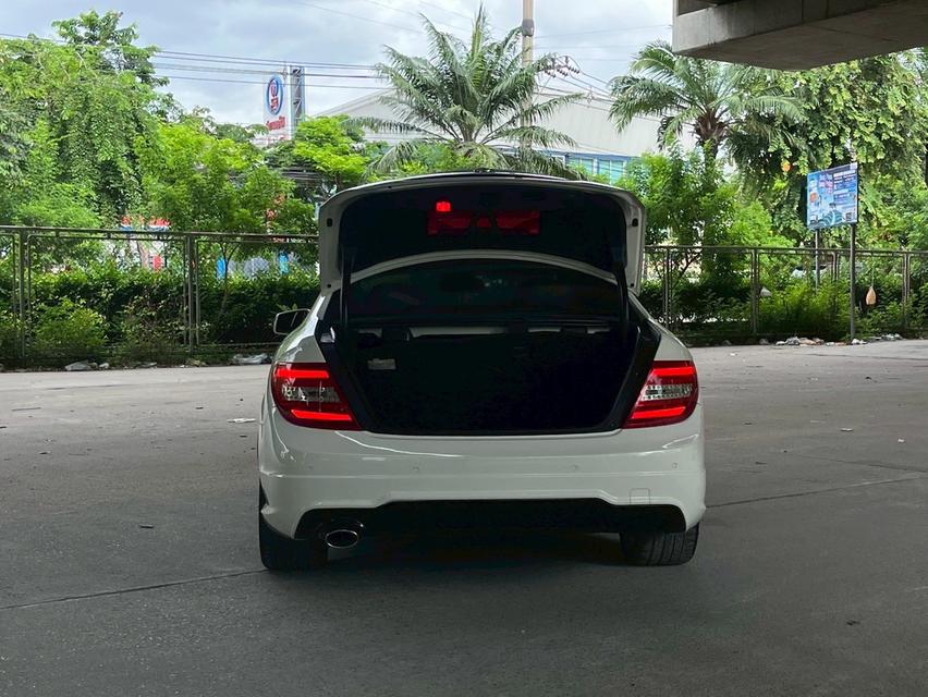 รหัสรถ WMT29 BENZ C180 coupe AMG ปี 2011 16