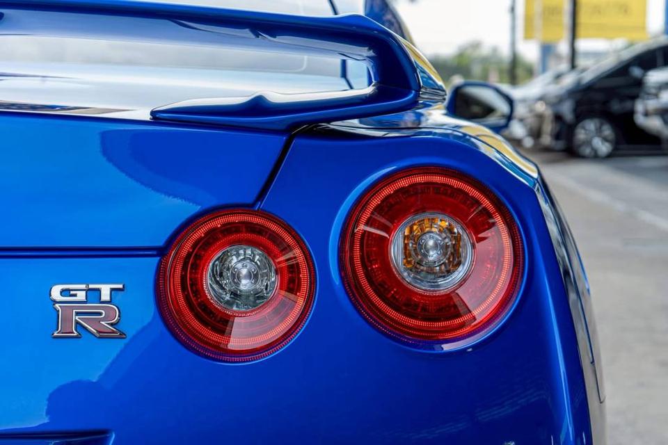 GTR “Track Edition” R35 9