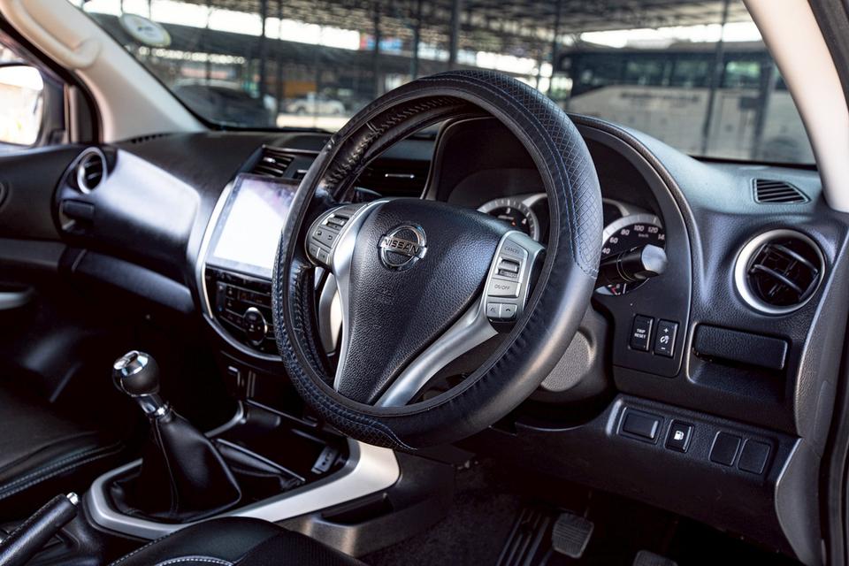 Nissan Navara Np300 2.5Vl ปี15 13