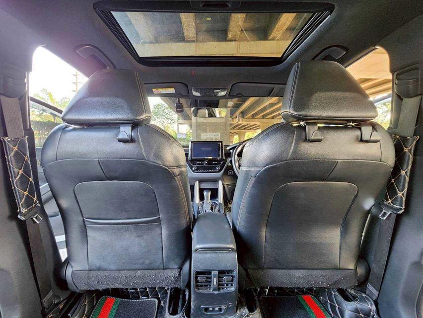 🔥ฟรีดาวน์ รถสวยมือเดียว ปีใหม่  ขับดีมาก Toyota COROLLA CROSS 1.8 Hybrid GR SPORT AT ปี 2022 รูปที่ 15