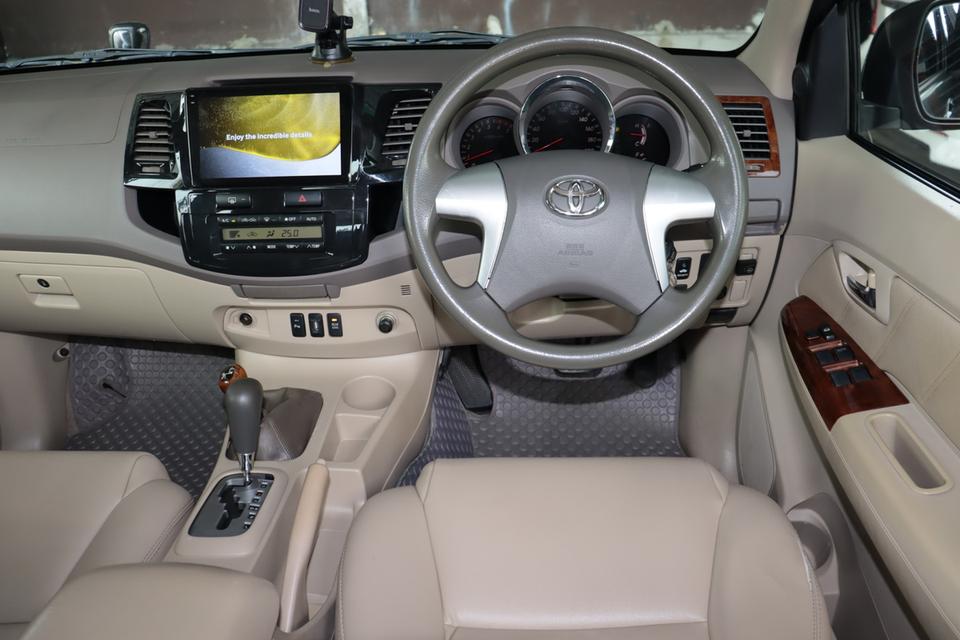 TOYOTA FORTUNER 2.7 V 4WD (LPG) 2005 13