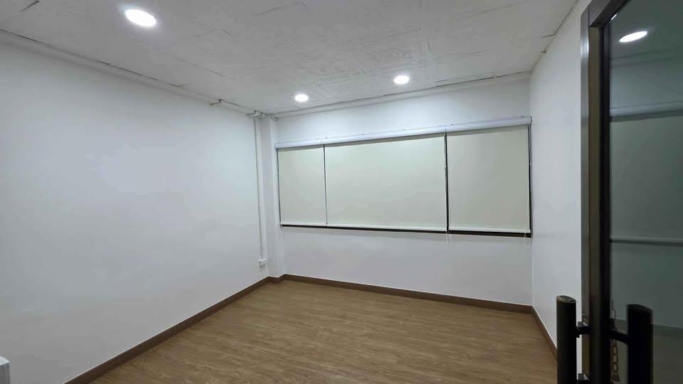 MBR10 ทำเลทองนาคนิวาส! เช่าบ้านเดี่ยวทำโฮมออฟฟิศ ลาดพร้าว 71 (ซอย 44) พื้นที่ 260 ตร.ม. 5 นอน 4 น้ำ ใกล้ Central Eastville 4