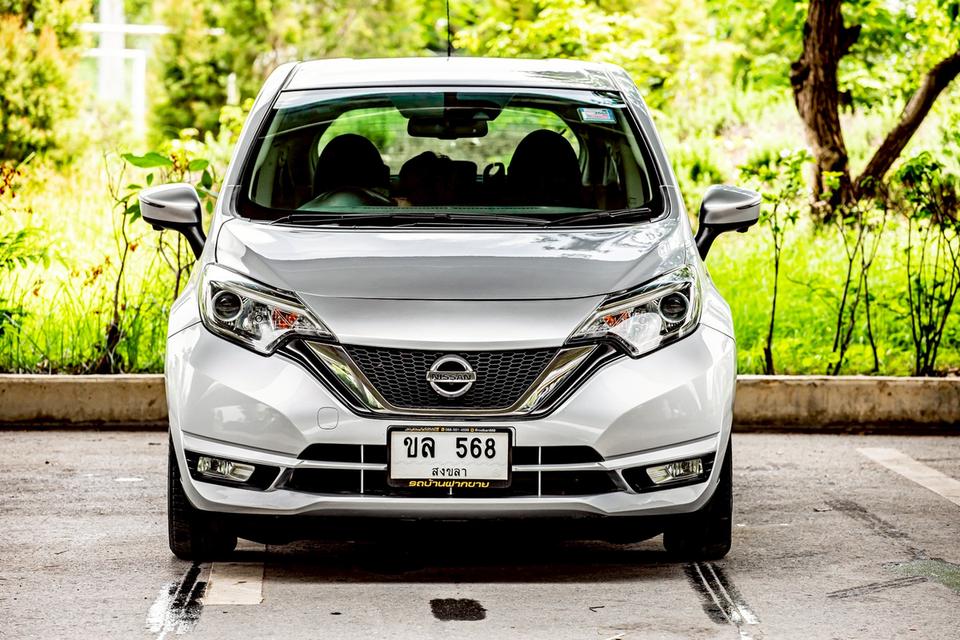 Nissan Note 1.2V ปี 2017 สีเทา สวยสภาพดี