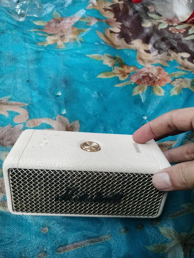 ลำโพงบลูทูธ Marshall Emberton II สีครีม มือสอง