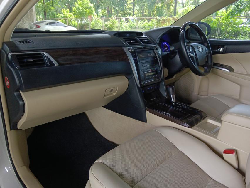 Toyota Camry 2.5HV DVD ปี2016 14