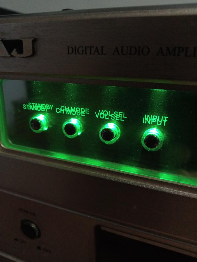 แอมป์ AJ AV-2005 5.1ch ไฟเข้า แต่ปุ่มบนแผงหน้าบางปุ่มกดไม่ติด รีโมทไม่มี เน้นรับมือครับเพราะหนักมาก รัตนาธิเบศร์ 22 รูปที่ 5