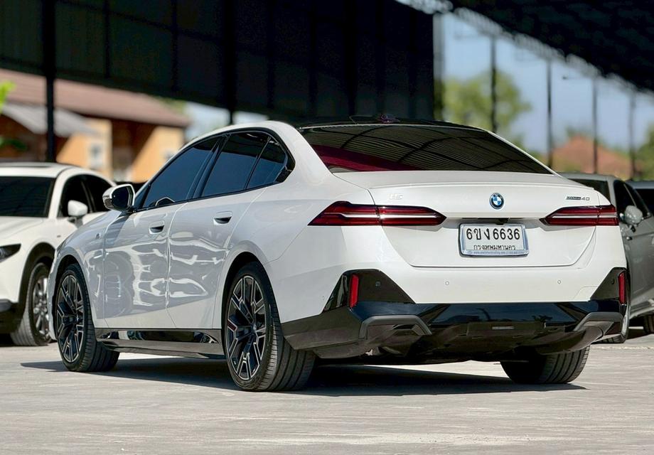 ปี2023 BMW i5, eDrive40 M SPORT โฉม G60 รูปที่ 5