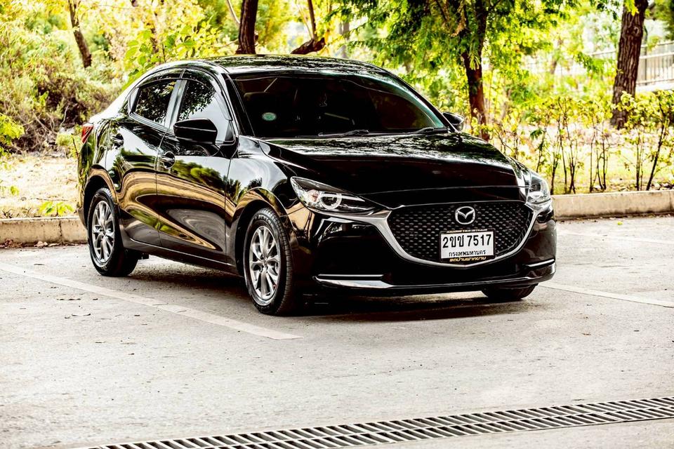 Mazda2 1.3 C Sedan ปี 2021 สีดำ มือเดียวป้ายแดง 4