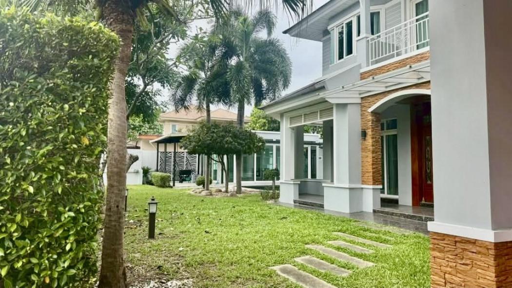 ให้เช่าบ้านหรู Perfect Masterpiece พระราม 9 ที่ดิน 200 ตร.ว. • พื้นที่ใช้สอย 600 ตร.ม. • มีสระว่ายน้ำส่วนตัว • Fully Fur 1