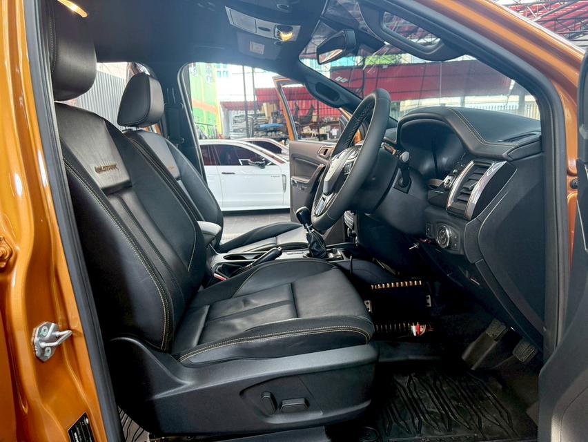FORD RANGER 2.0 WildTrak Hi-Rider DOUBLECAB ปี2019 รถบ้านแท้  ออพชั่นเต็มคัน 11