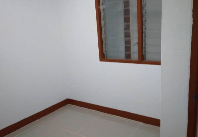 ขายทาวน์เฮ้าส์ หมู่บ้านปิยวรารมย์ 3 ถนนบ้านกล้วย-ไทรน้อย อำเภอไทรน้อย นนทบุรี 5