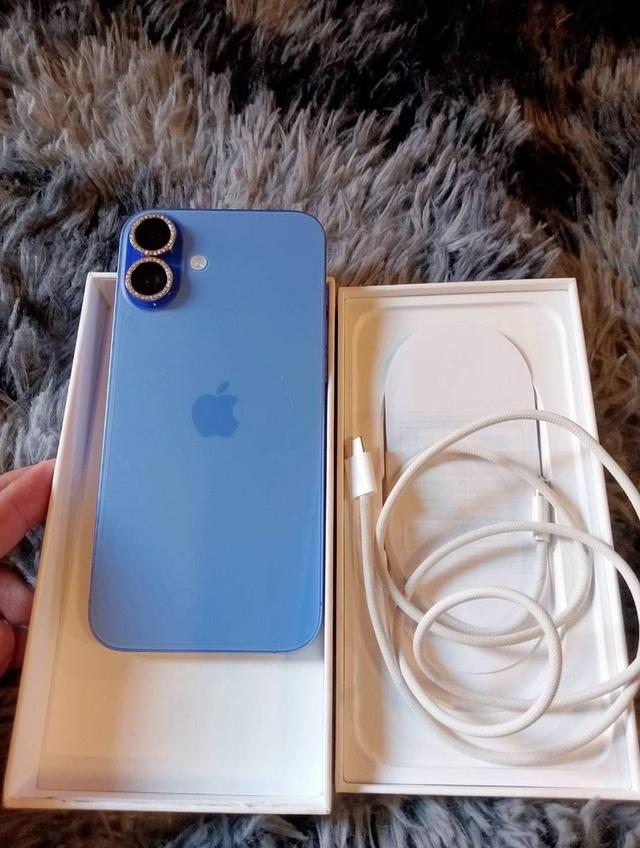 ปล่อยต่อ iPhone 16 plus 2