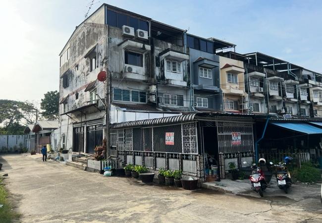 ขายอาคารพาณิชย์ หมู่บ้านเสนาวิลล่า 84 ซอยแฮปปี้แลนด์ ถนนลาดพร้าว บางกะปิ กรุงเทพมหานคร 1