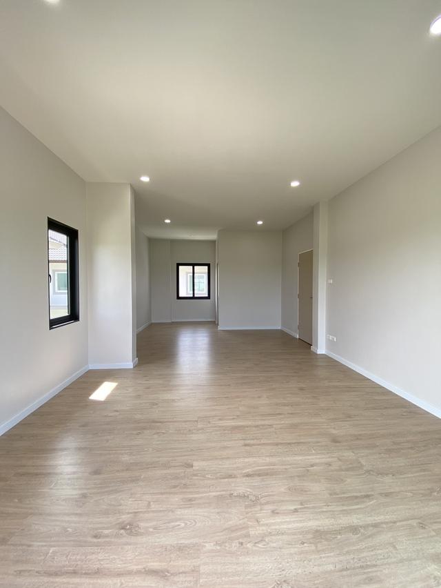 บ้านเดี่ยวหลังใหญ่ พื้นที่ใช้สอย 240 ตรม. 6