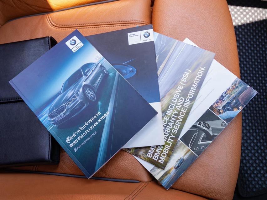 (แจ้งรหัสรถ 12AT9394) BMW 530e 2.0 M Sport โฉม G30 | ปีจด : 2020 รูปที่ 6