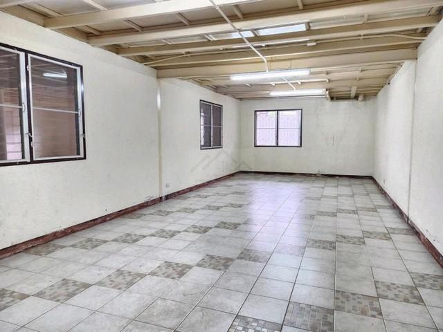 ให้เช่าโกดัง 200 ตรว. 1176 ตร.ม. นาคนิวาส ลาดพร้าว 71 ใกล้ Central Eastville, CDC เหมาะทำศูนย์กระจายสินค้า ออฟฟิศ สตูดิโ 4