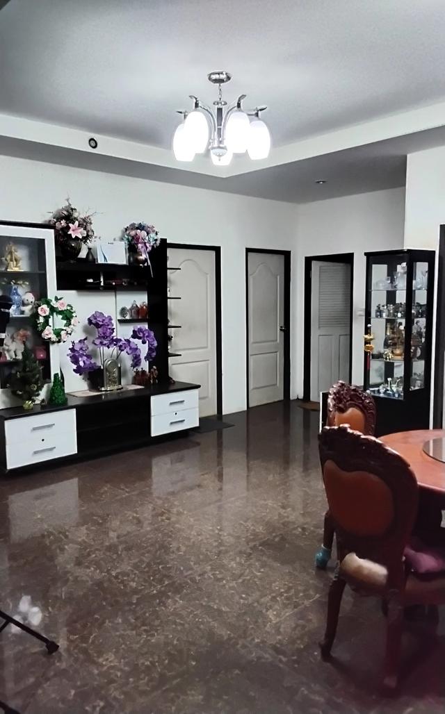 ขายบ้านพร้อมรีสอร์ทบนเนินสวย เนื้อที่2ไร่  ต.นาตาขวัญ อ.เมืองจ.ระยอง 12