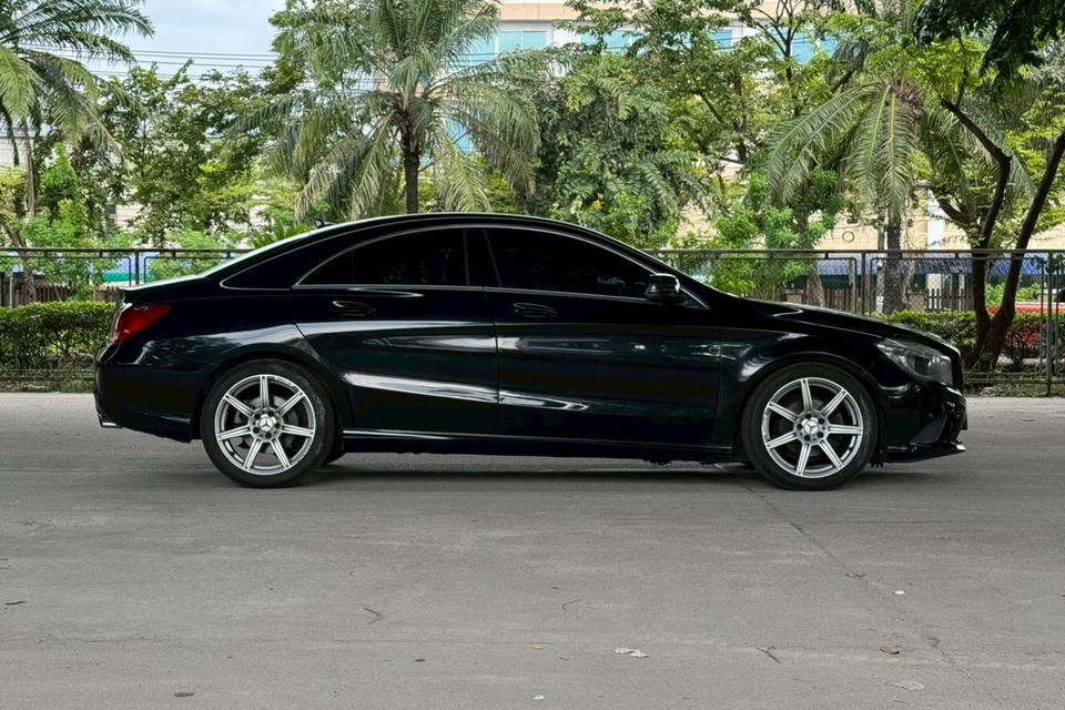 ขายด่วน! Mercedes-Benz CLA 180 W117 AT ปี 2016 รถสวยมือเดียว สภาพดี พร้อมขับทันที!