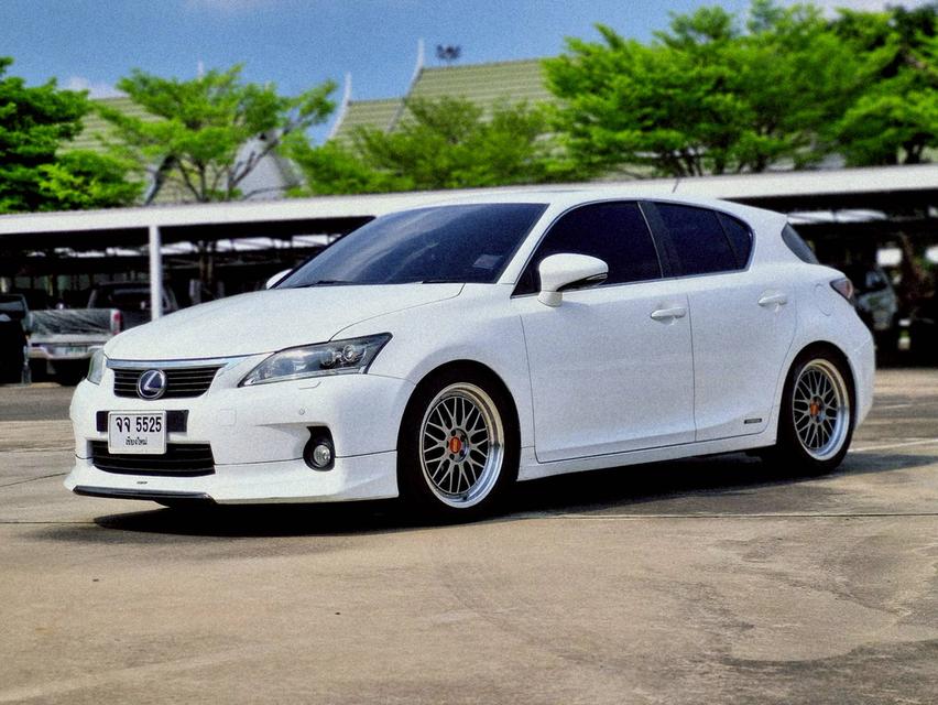 Lexus CT 200h F-Sport ปี 2011 ไมล์ 192,xxx km.