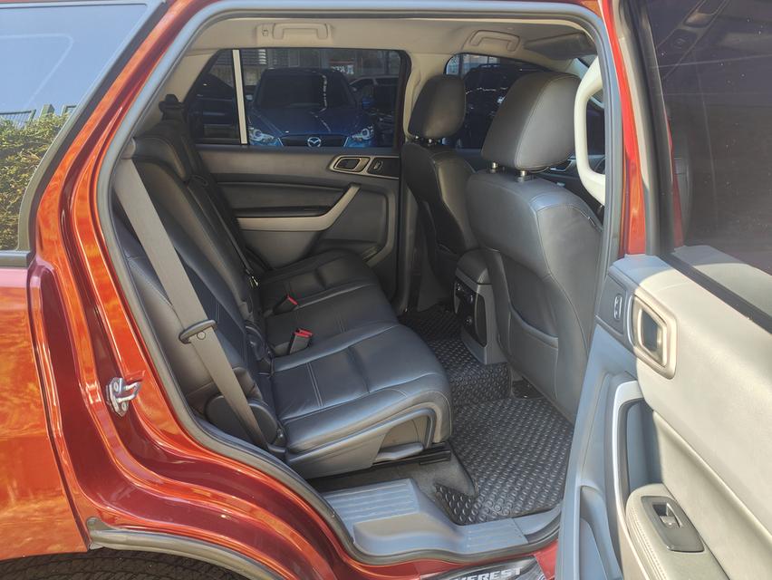Ford Everest 2.2 Titanium AT ปี 2016 11