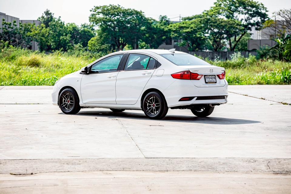 Honda City 1.5S  ปี 2017 สีขาว มือเดียวป้ายแดง รูปที่ 9