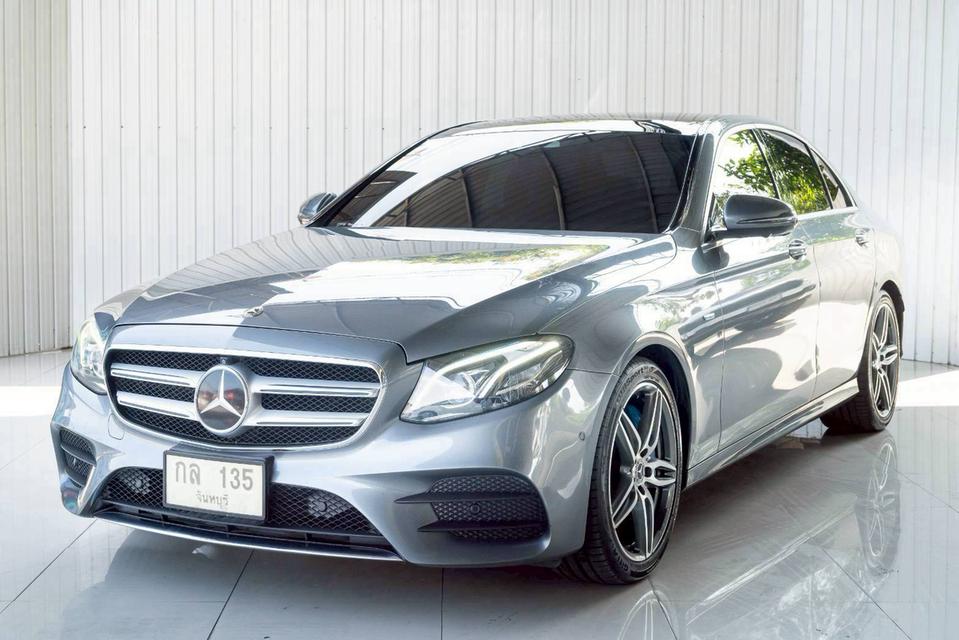 BENZ E-CLASS E350e 2.0 AMG DYNAMIC ปี 2018 สีเทา โฉม W213 ปี16-24