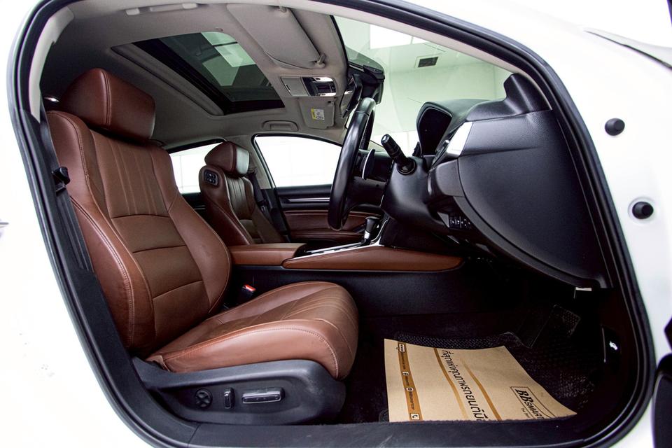 HONDA ACCORD 2.0 EHEV TECH 2022Accord Hybrid ตัวท็อป TECH โฉม G10 MC หรู ล้ำ ประหยัด 22+ กม/ลิตร รูปที่ 9