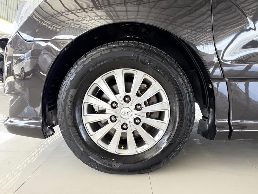 Hyundai H-1 2.5 Deluxe (ปี 2018) Wagon AT 18