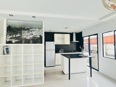 บ้านเดี่ยวสวยพร้อมอยู่ บางนา กม.8 ใกล้เมกะบางนา ให้เช่า 3