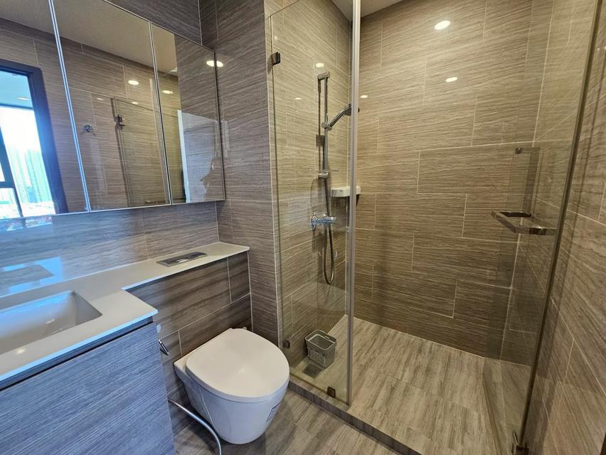 ให้เช่าคอนโด Whizdom Essence สุขุมวิท–พระโขนง ห้องใหญ่แต่งครบ พร้อมอยู่ 10