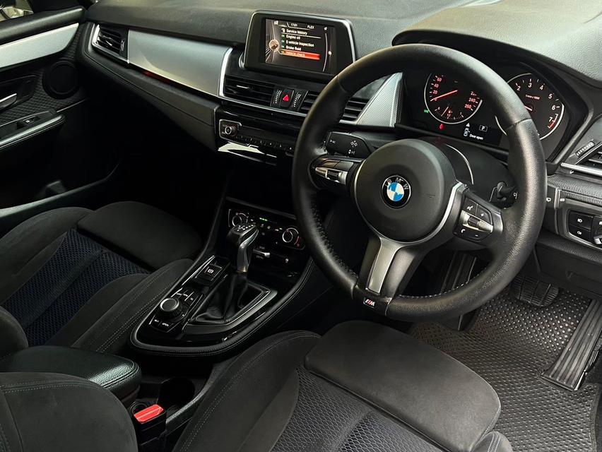 BMW 218i 1.5 F45 Active Tourer Hatchback 6