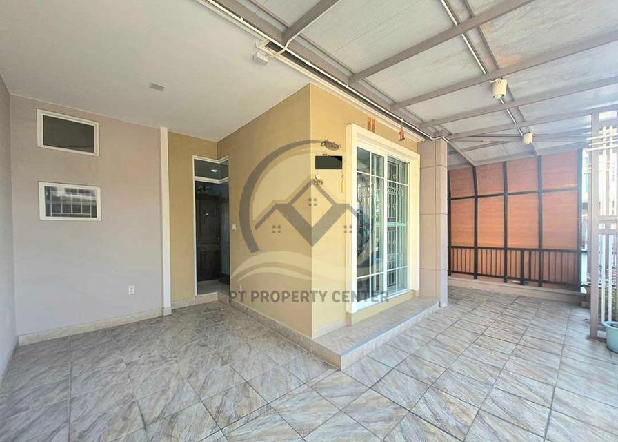 ขาย ทาวน์เฮ้าส์ 2 ชั้น หมู่บ้านโกลเด้นทาวน์ 2 บางแค ซอยกาญจนภิเษก 5/1