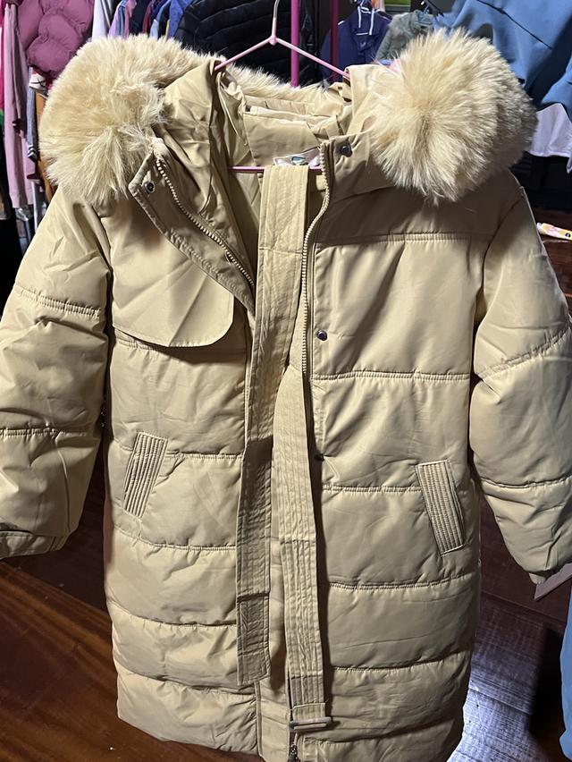 เสื้อโค้ท มีฮู้ด ขนเฟอร์