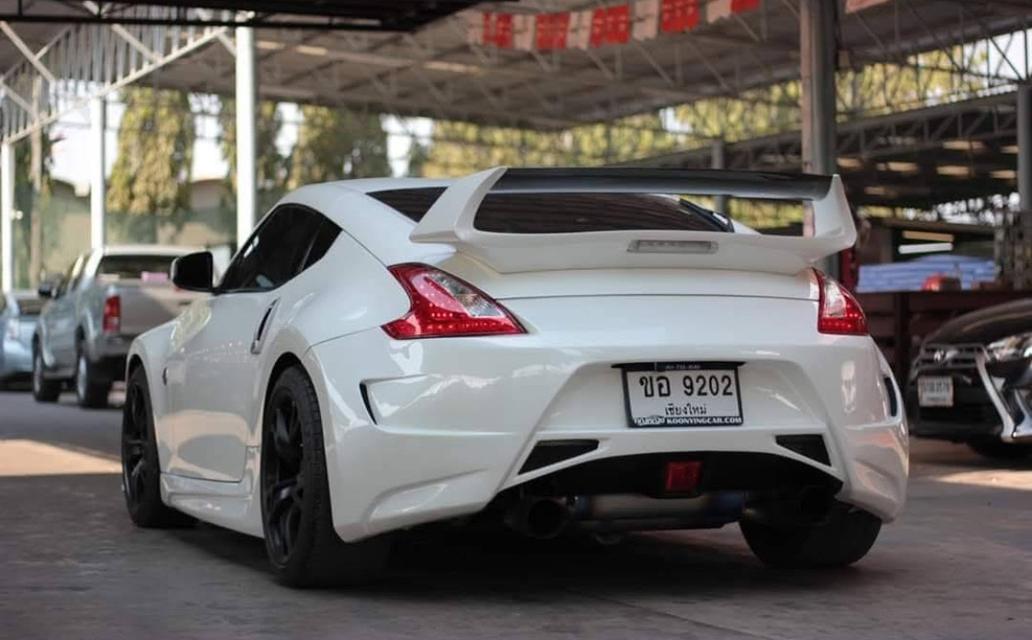 ปล่อยรถ Nissan 370 Z ปี 2010 2