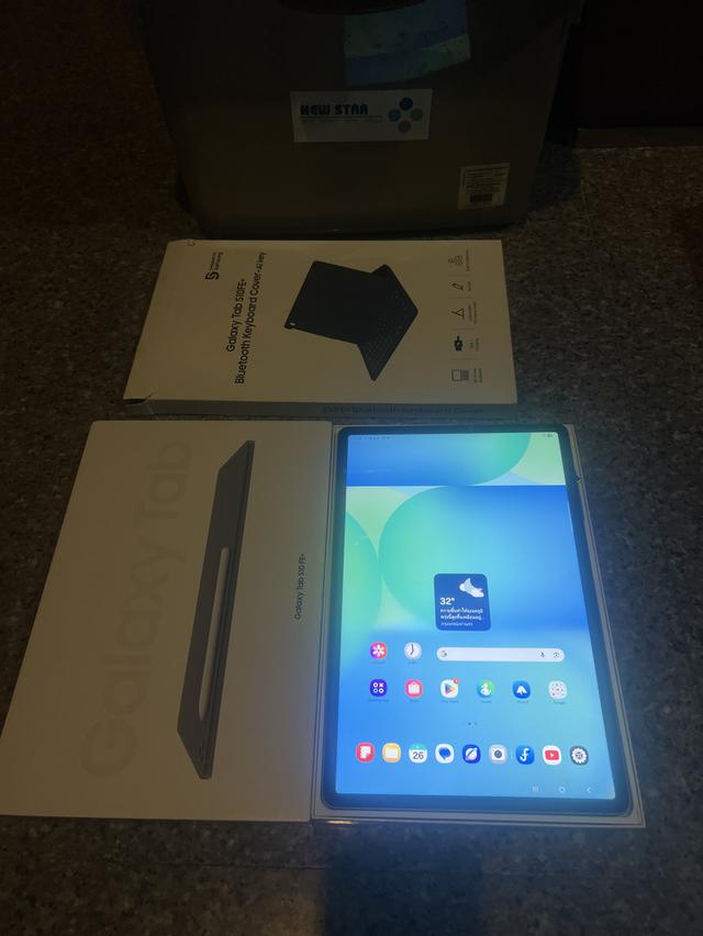 ขายSamsungTabS10FEPlusสีGray256กิ๊กRam12ยกกล่องของแถมคุ้มๆถูหๆ