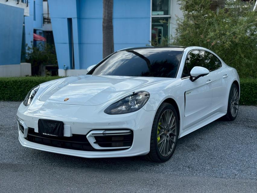 Porsche Panamera 4 E-Hybrid (MY2022)📆 ปี 2022 | 📍วิ่งเพียง 11,xxx km เท่านั้น💰 ราคาเพียง 5,490,000 บาท