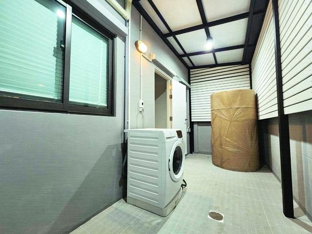 พลีโน่ สุขุมวิท-บางนา เมกา บางนา 1.9กม.ให้เช่าทาว์โฮมหรู 2 ชั้น 21 ตร.ว. พร้อมเฟอร์ฯ 3 นอน คอนคอร์เดียน 900 ม. MRT ศรีแบ 7