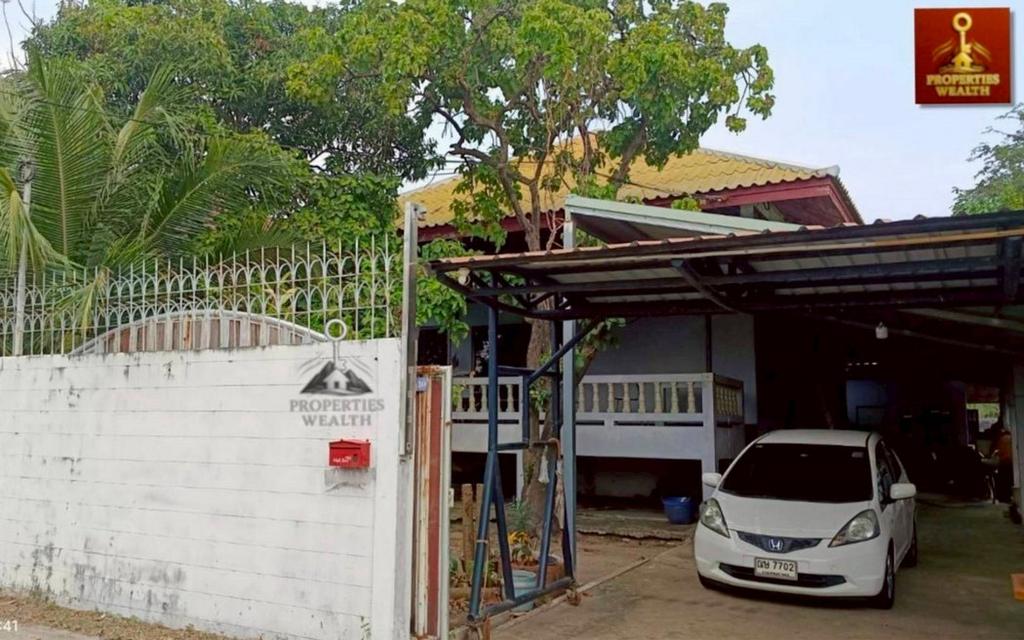 ขายด่วน! บ้านพร้อมที่ดินทำเลดี ซอยแบริ่ง-บางนา สนใจนัดชม ราคาต่อรองได้ครับ (เจ้าของขายเอง) 1