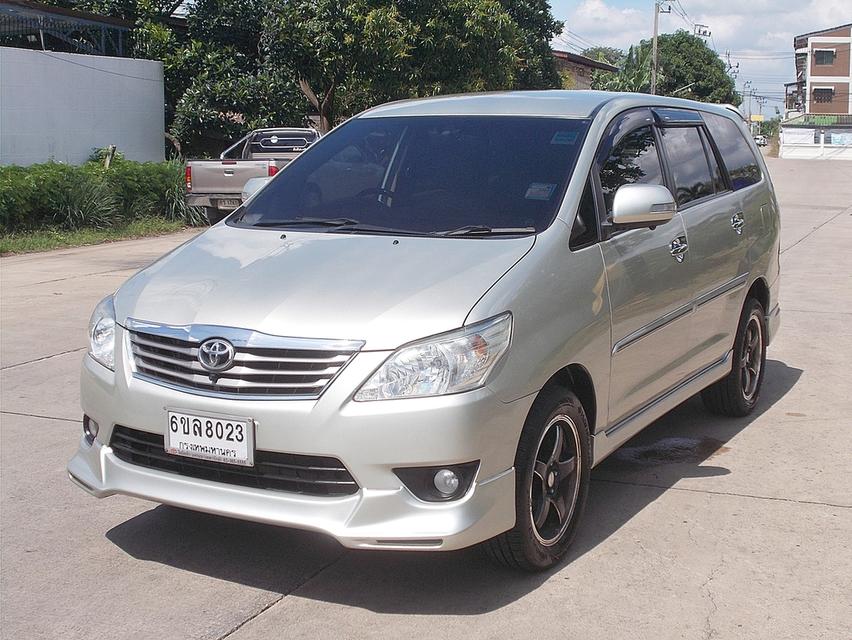 Toyota Innova 2.0V ปี 2012 รถบ้านมือเดียวแบบ7ที่นั่งชับดี