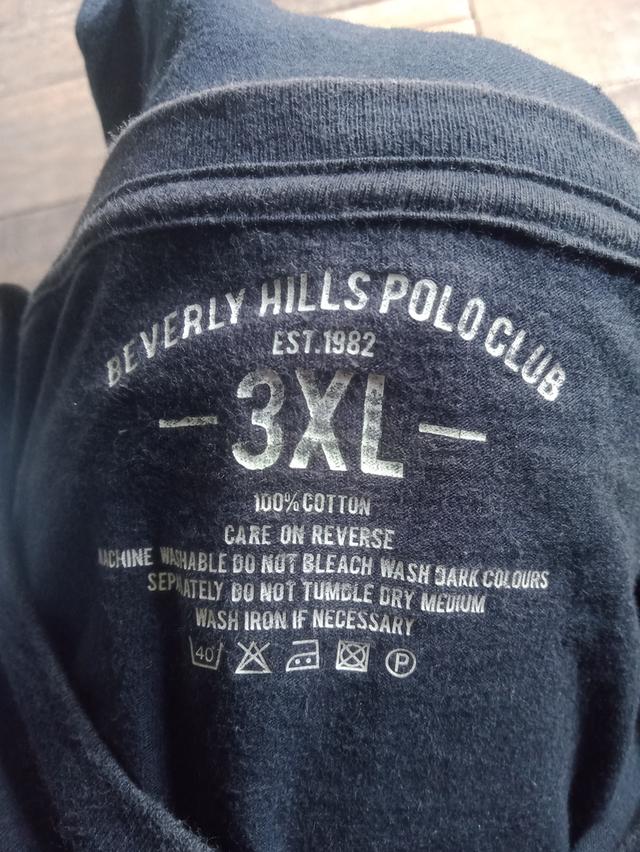 ขายเสื้อมือสอง 2