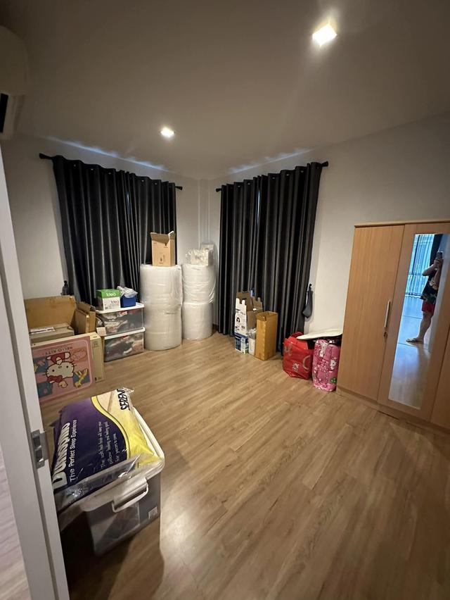 ขาย…บ้านเดียว สองชั้นตกแต่งเรียบร้อย หมู่บ้านวิสดอมกรีนทาวน์ 2 เพชรเกษม 69 ถนนเลียบคลองภาษีเจริญฝั่งใต้ รูปย่อยที่ 2