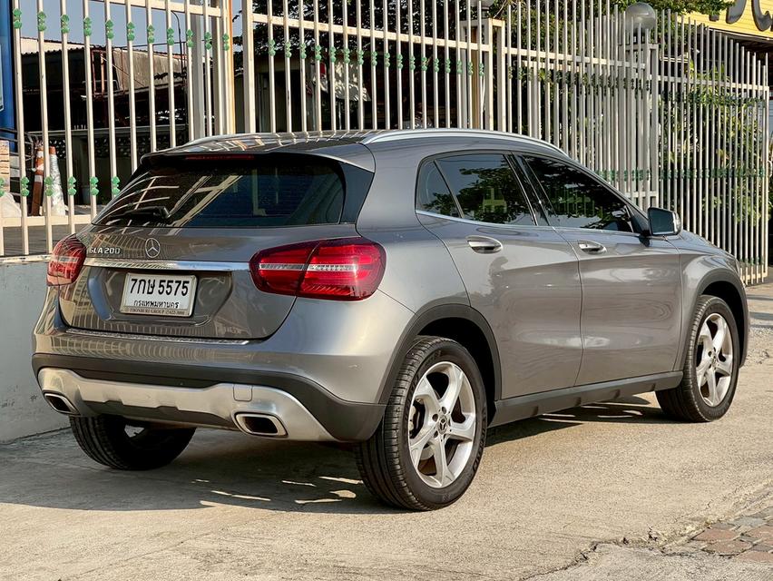 รหัสรถ PJP5575 2018 BENZ GLA200 รูปที่ 4