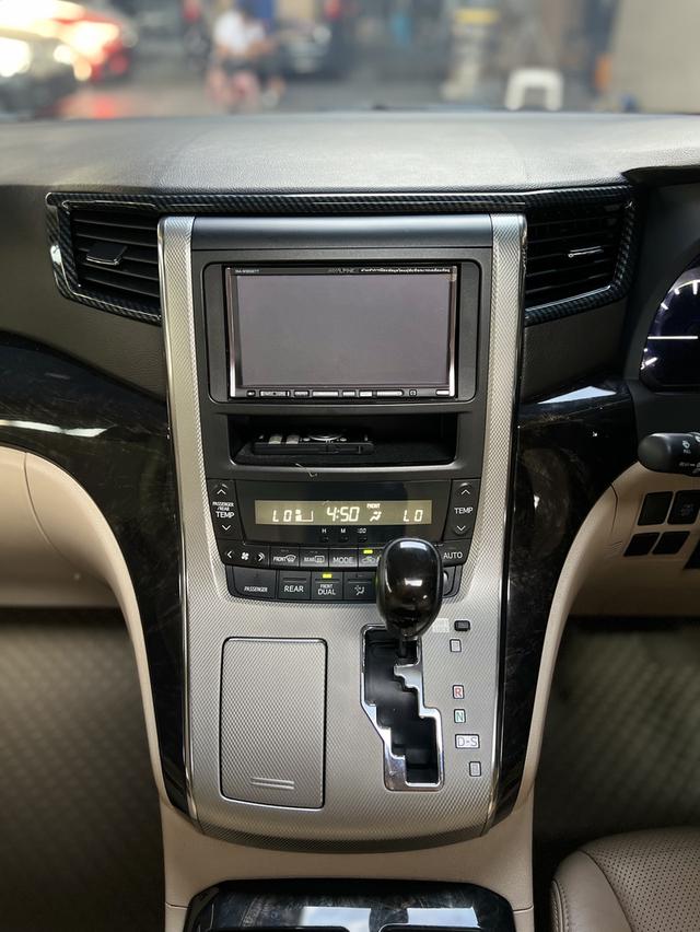 Toyota Alphard 7